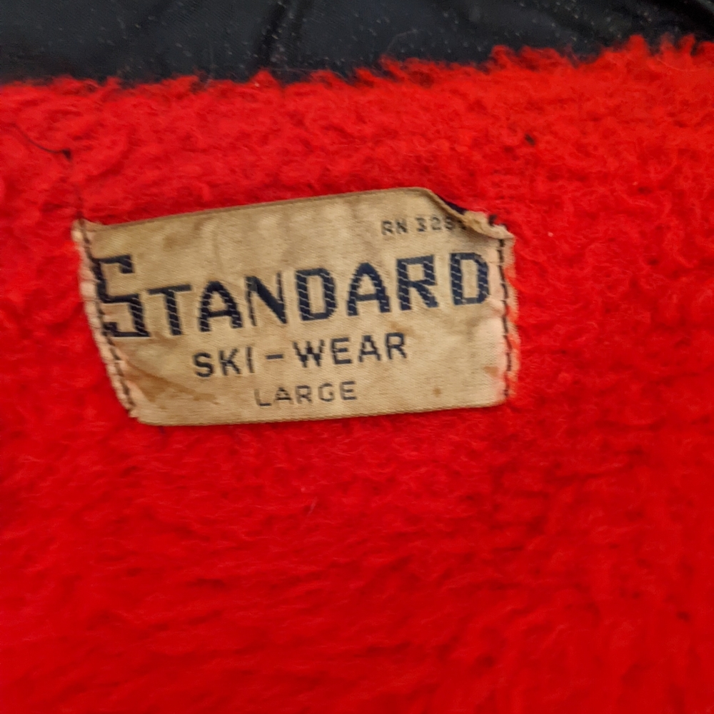 Ski Jacket - Picture 7 of 8